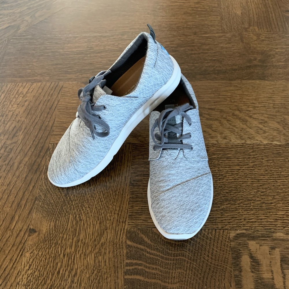 Tom’s Tennis Shoes